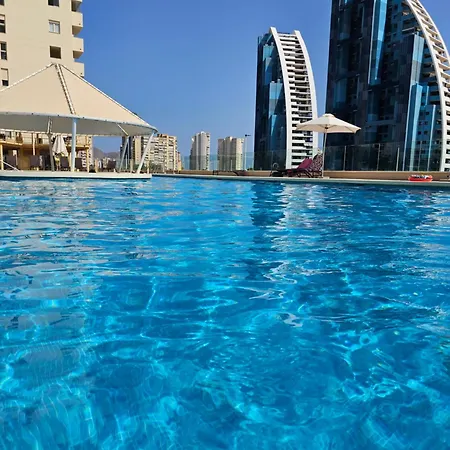 Penthouse Islamar - 베니돔