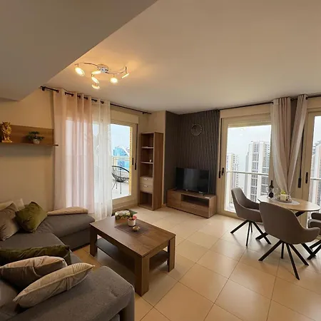 Penthouse Islamar - *