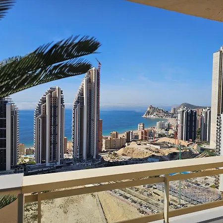 Penthouse Islamar - *