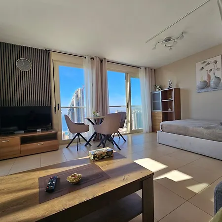 Penthouse Islamar -