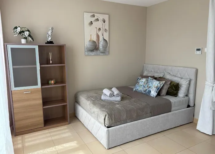 Penthouse Islamar - דירה