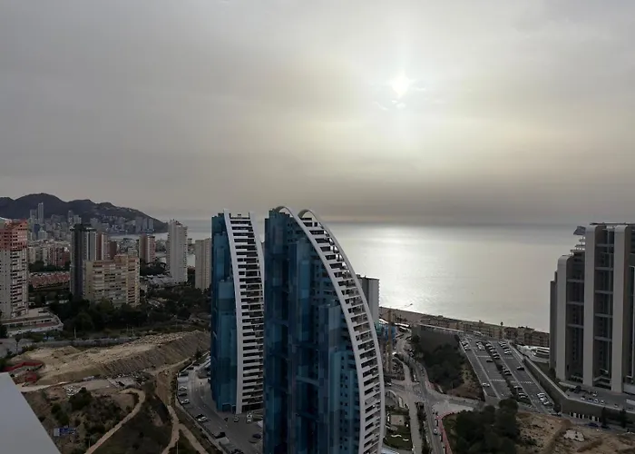 Penthouse Islamar - *