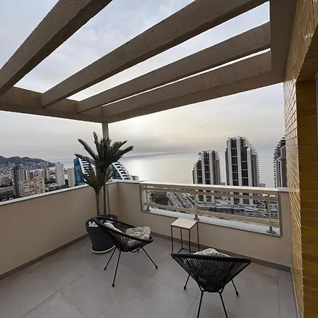 Penthouse Islamar -