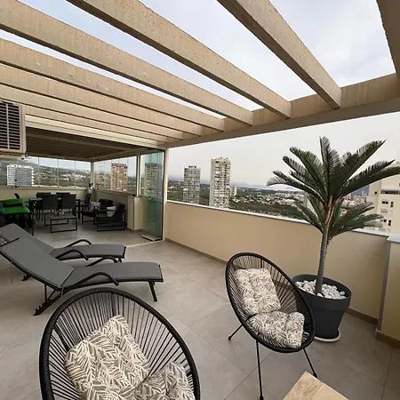 Penthouse Islamar - *